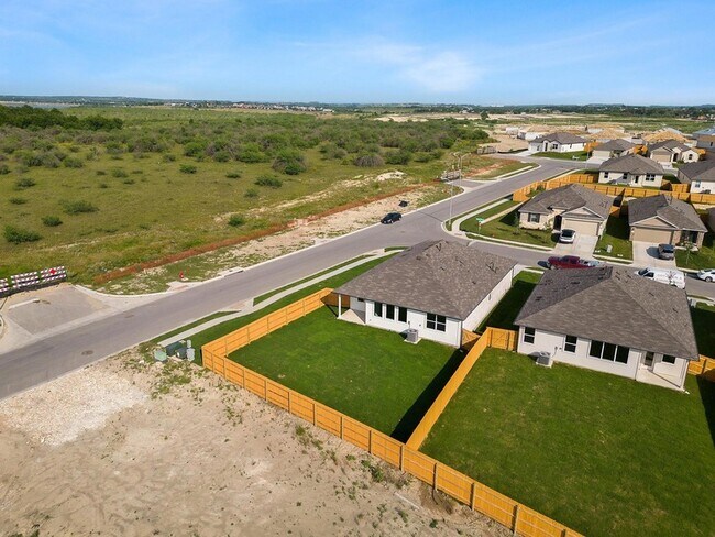 Building Photo - 108 Windmill Palm Dr