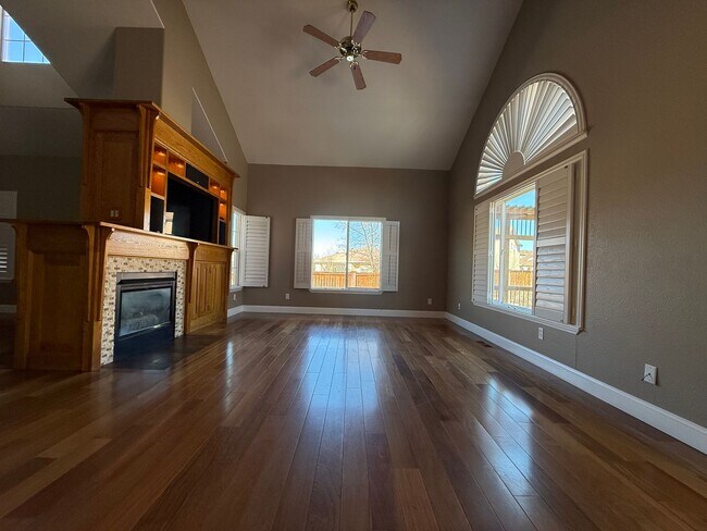 Building Photo - 6763 Granite Peak Dr