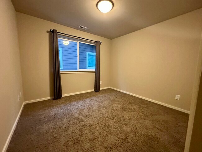 Building Photo - 2707 122nd Place SE