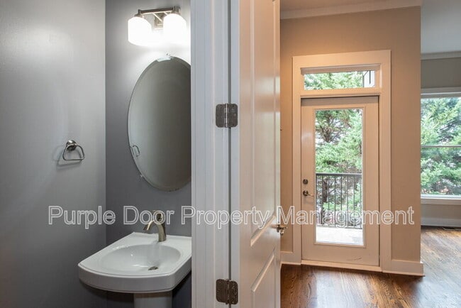 Building Photo - 1199 Huff Rd NW