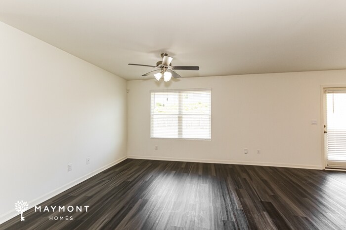 Building Photo - 5685 Timber Leaf Lp