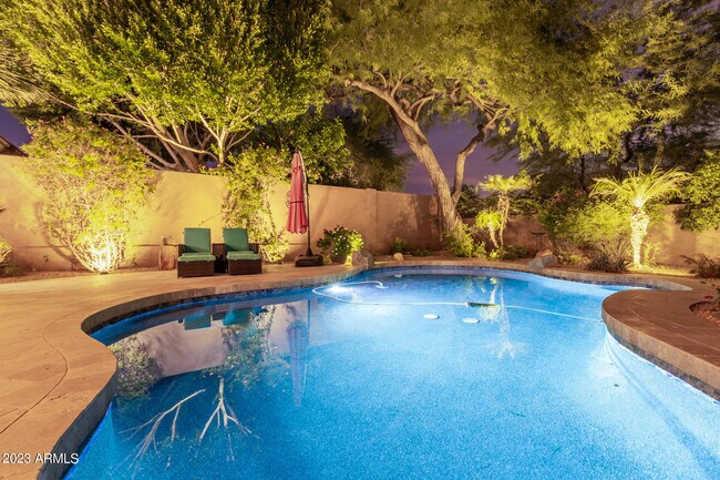 Building Photo - 8919 E Cll Del Palo Verde