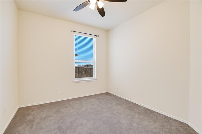 Building Photo - 216 The Duke Dr