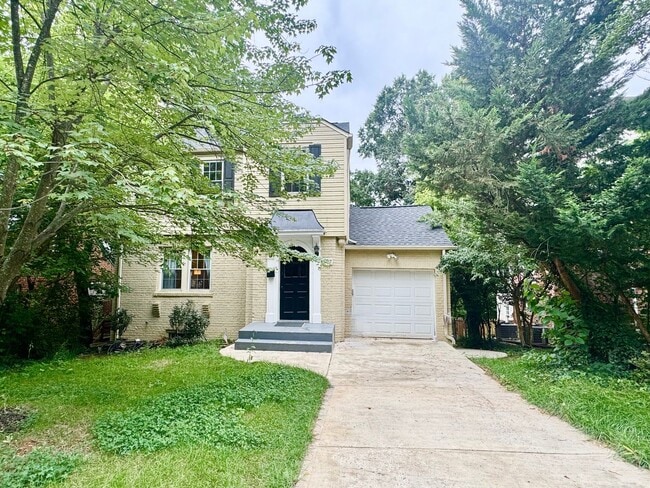 Building Photo - Boho Retreat in the Heart of Cheverly