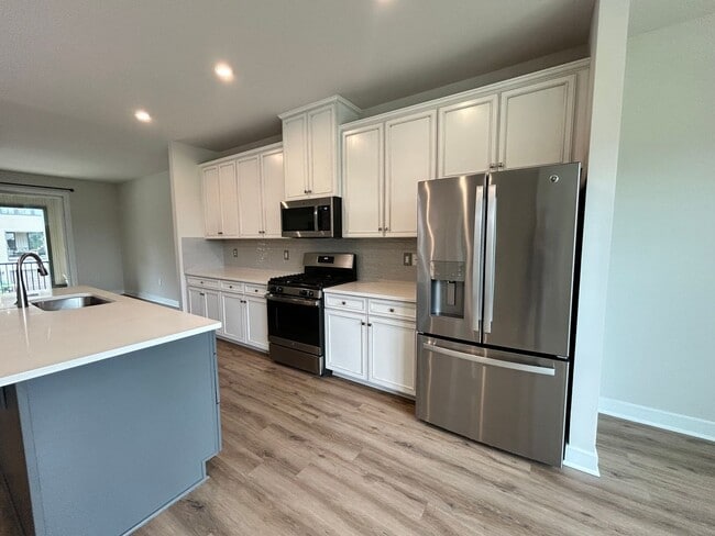 Building Photo - 14361 Revelry Blvd