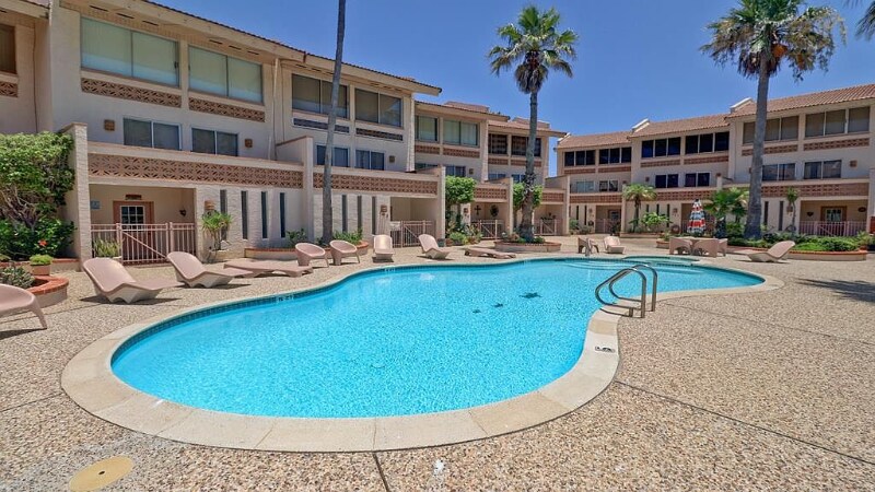 Building Photo - 112 E Coronado Dr