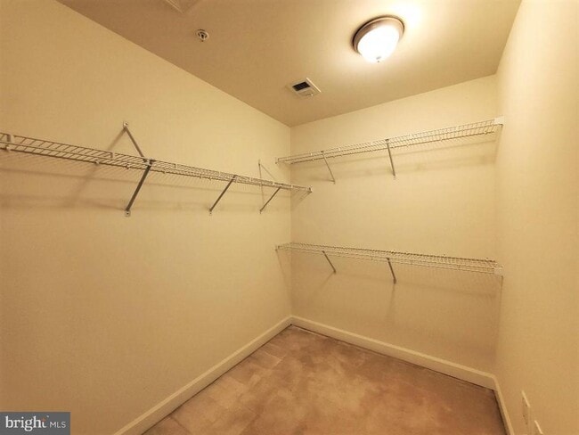 Building Photo - 1625 Whitehall Dr