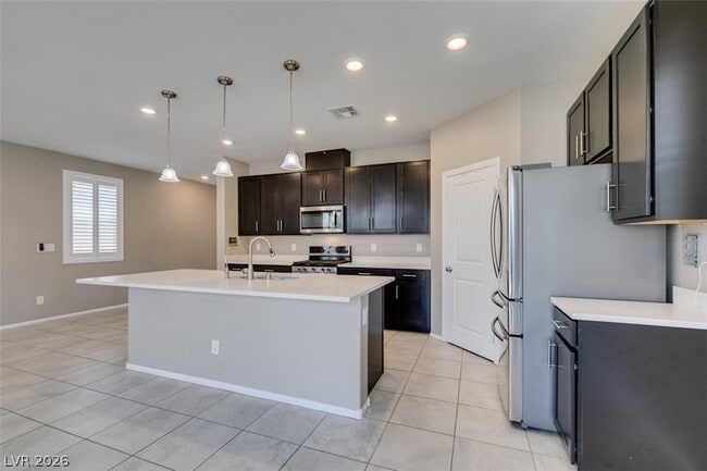 Building Photo - 9726 Cluny Ave