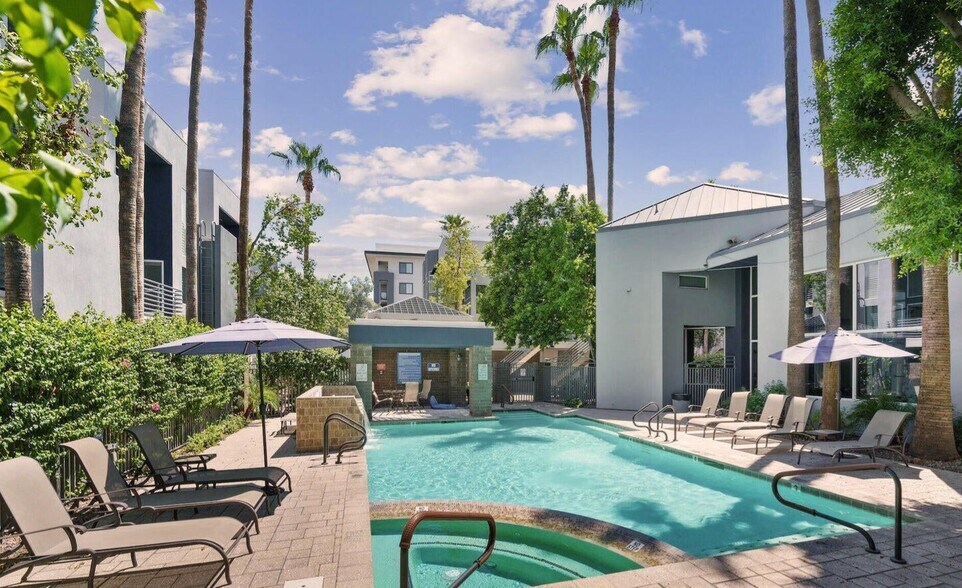 Pool - 3633 N 3rd Ave