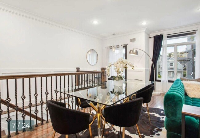 Building Photo - 65 Corbin Ave