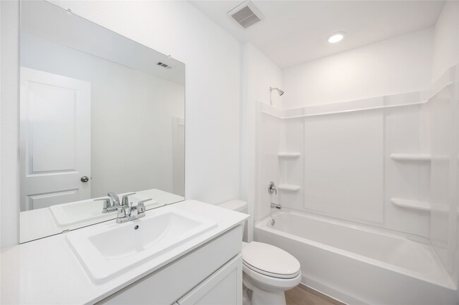 Building Photo - 4915 Esperanza Ter Dr