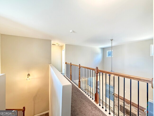 Building Photo - 6369 Woodland Station Dr