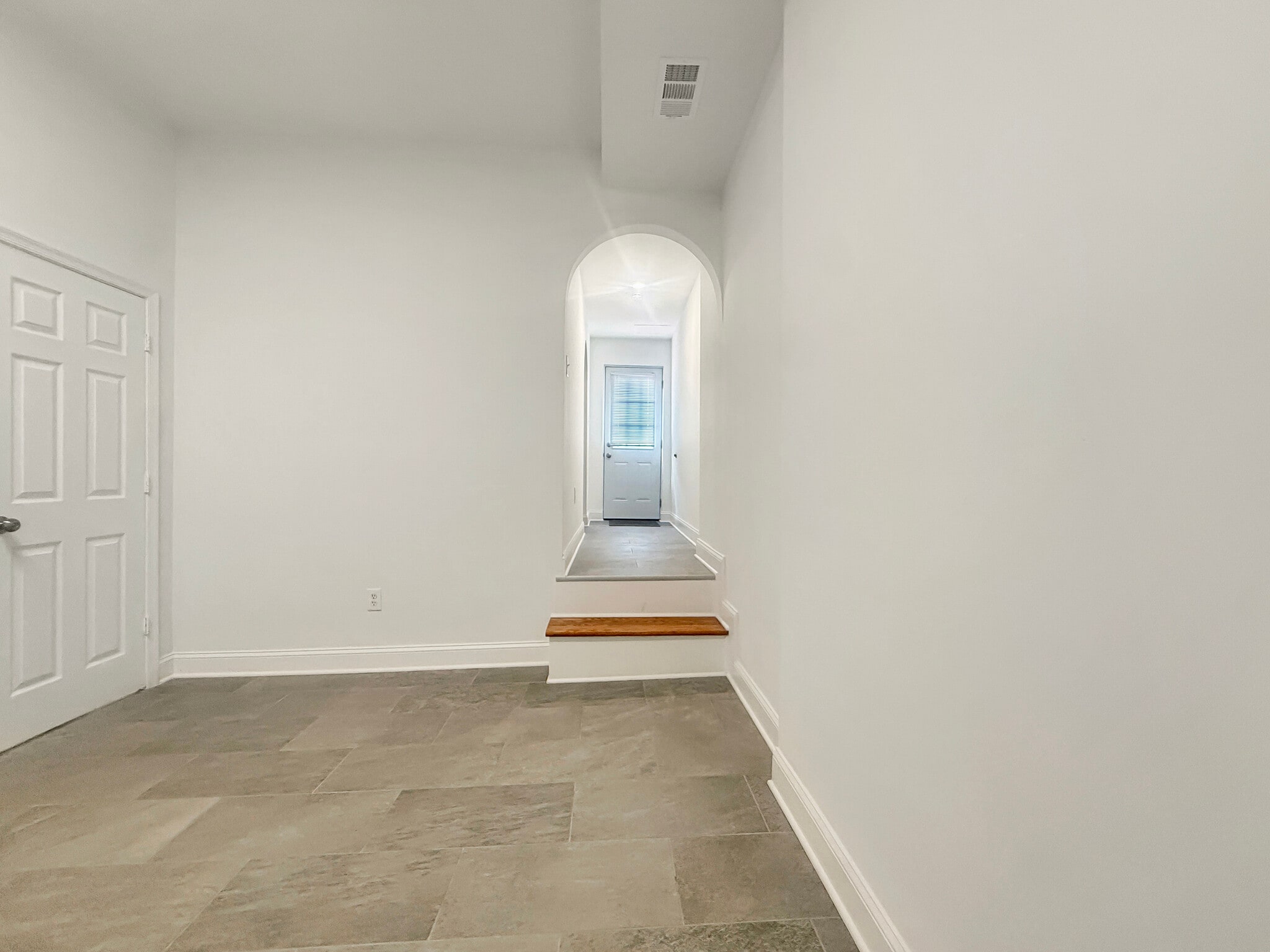 Building Photo - 1424 3rd St NW