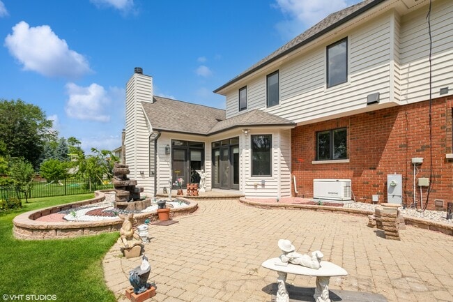 Building Photo - 3415 Prestwick Ln