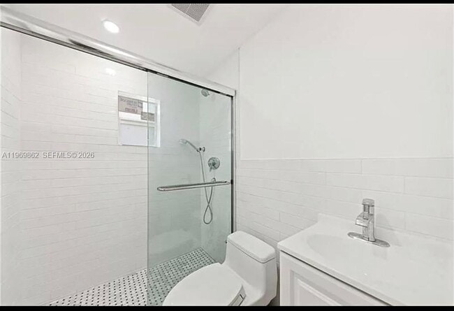 Building Photo - 4020 SW 50th St