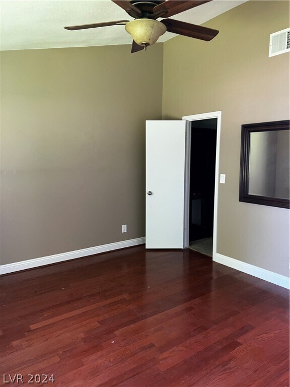 Building Photo - 513 Woodcrest Ct