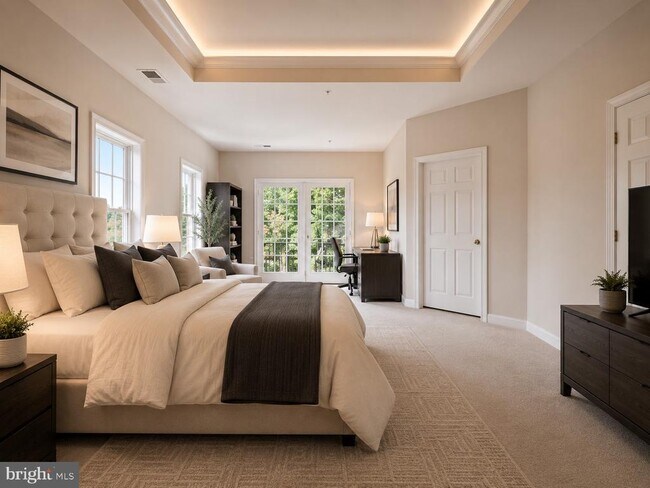 Building Photo - 1600 Regent Manor Ct