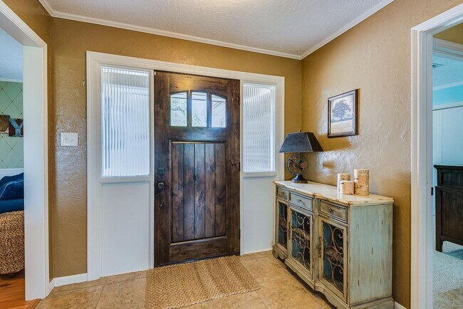 Building Photo - Zoned to CLHS! Updated One Story 4BR Home!