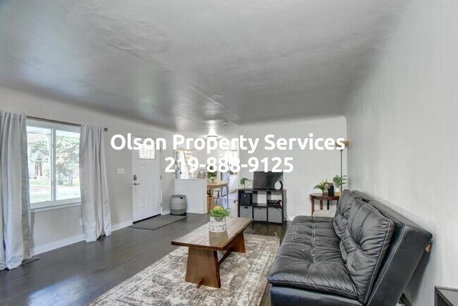 Building Photo - 6215 Glen Dr