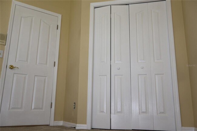 Building Photo - 3019 Pointeview Dr