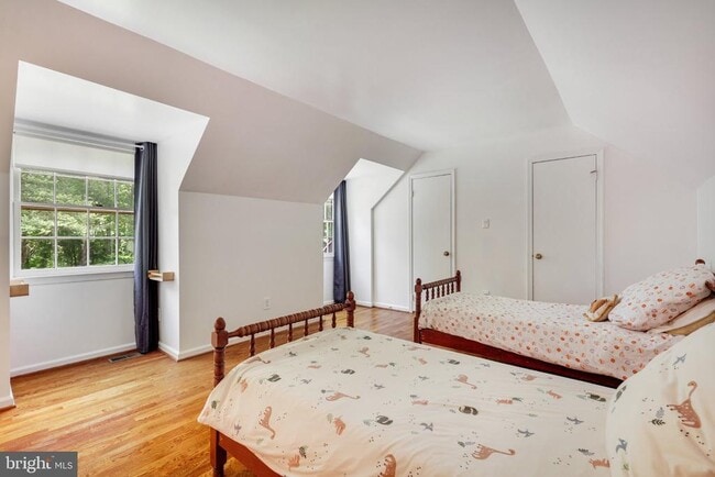 Building Photo - 1427 Laurel Hill Rd