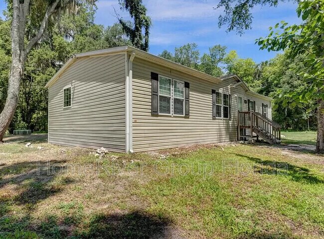Building Photo - 19276 N US Hwy 301