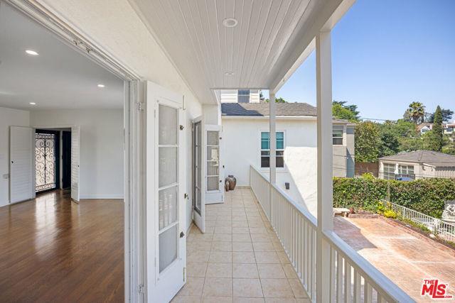 Primary Photo - 2411 St George St