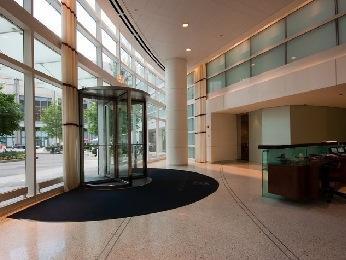 Building Photo - 345 E Ohio St