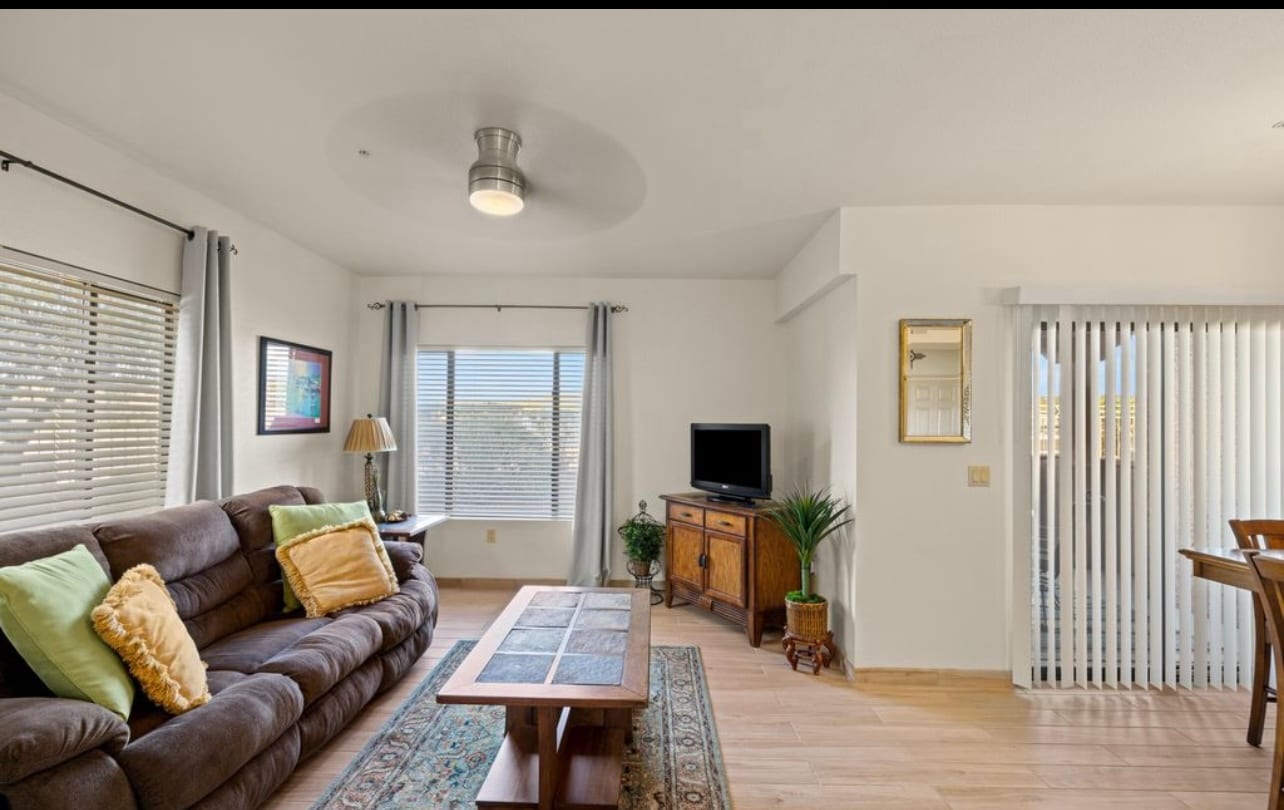 Building Photo - 3650 Morning Star Dr