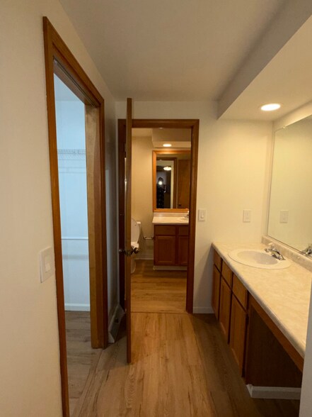 Building Photo - 142 Northwood Dr