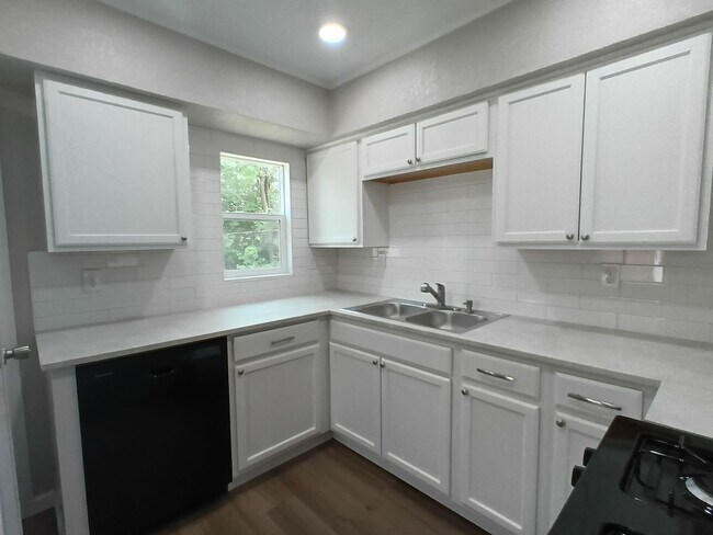 Building Photo - It's ready! New Remodel