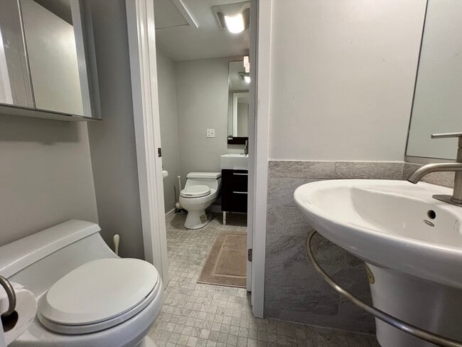 Building Photo - 345 Harvard St