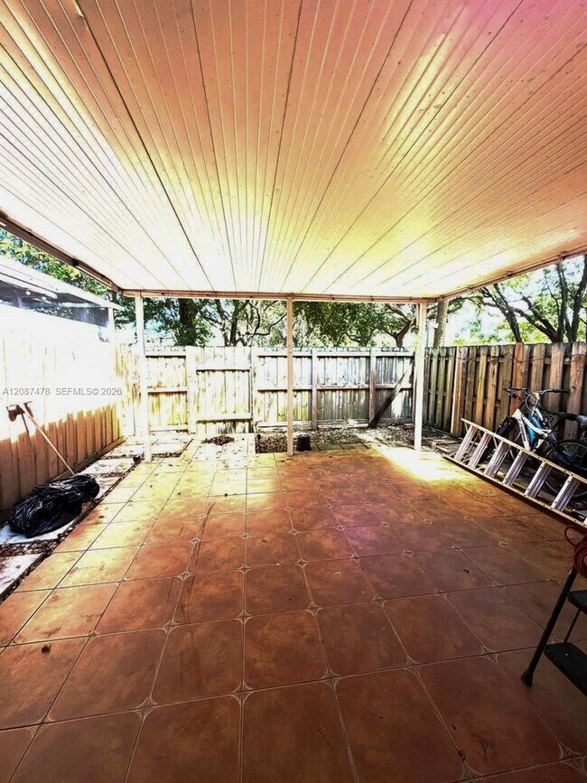 Building Photo - 17969 SW 140th Ct
