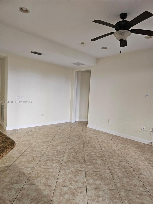 Building Photo - 8255 NW 128th Ln