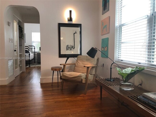 Building Photo - 1524 Euclid Ave