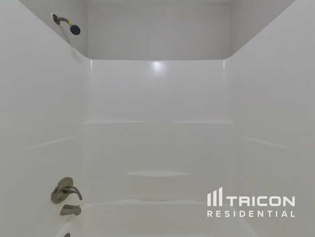 Building Photo - 20058 N Navaho Trail