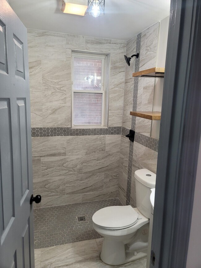 Building Photo - Soldoris