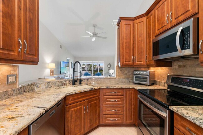 Building Photo - 893 Gulf Pavillion Dr