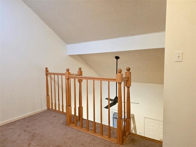 Building Photo - 505 W 18th St