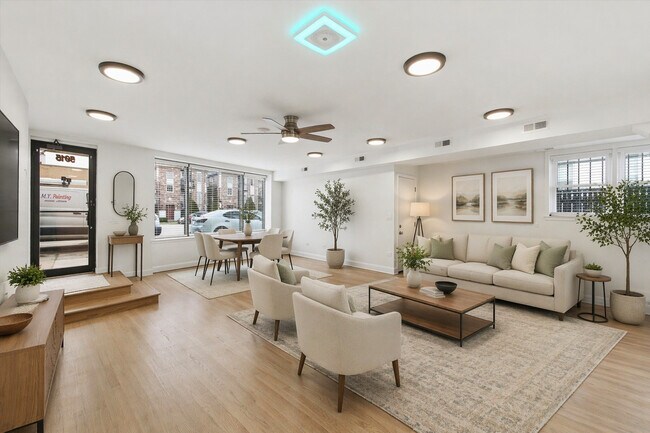 Building Photo - 5915 N Milwaukee Ave