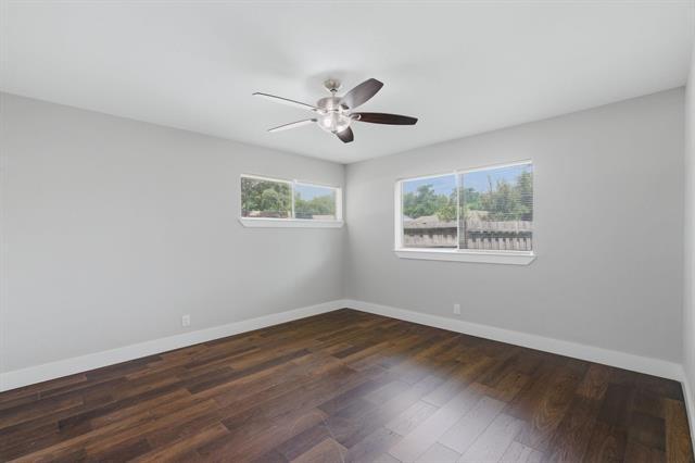 Building Photo - 2204 Dunloe Ave