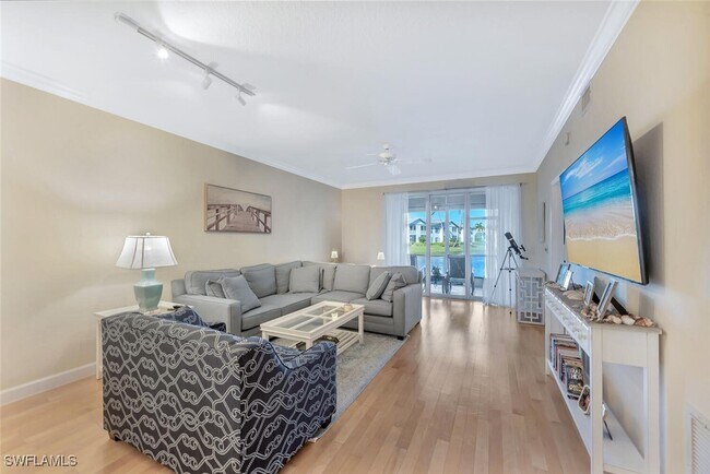 Building Photo - 818 Tanbark Dr