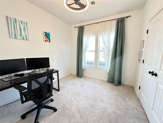 Building Photo - 19320 Forman Dr