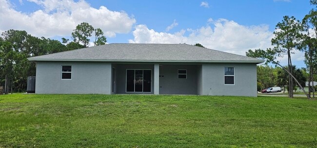 Building Photo - 17186 84th Ct N