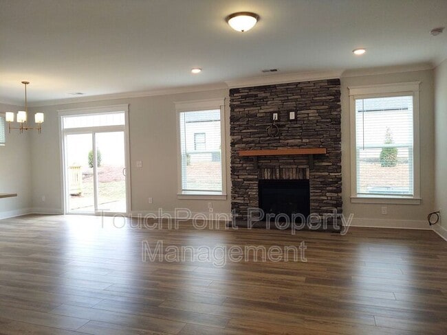 Building Photo - 4013 Belle Landing Rd