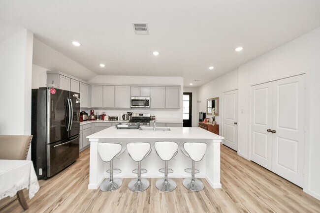 Building Photo - 21927 Citrus Grv Ct