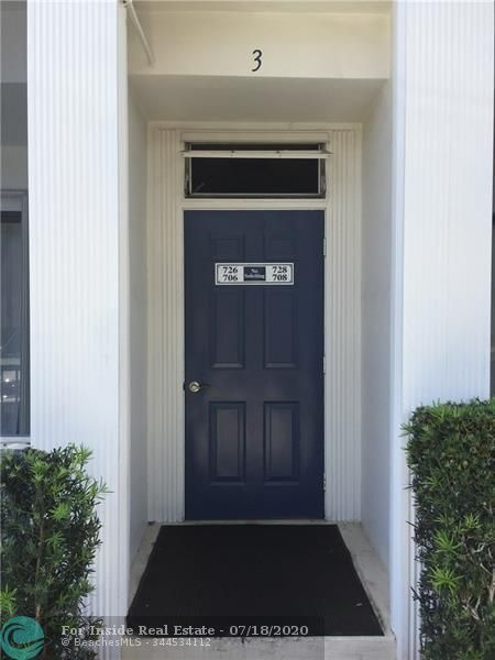 Building Photo - 170 Cypress Club Dr