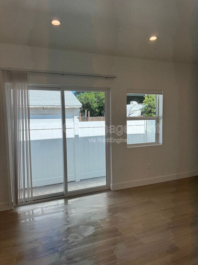 Building Photo - 19229 Friar St