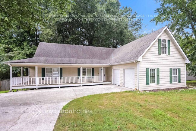 Building Photo - 2355 Huntington Dr