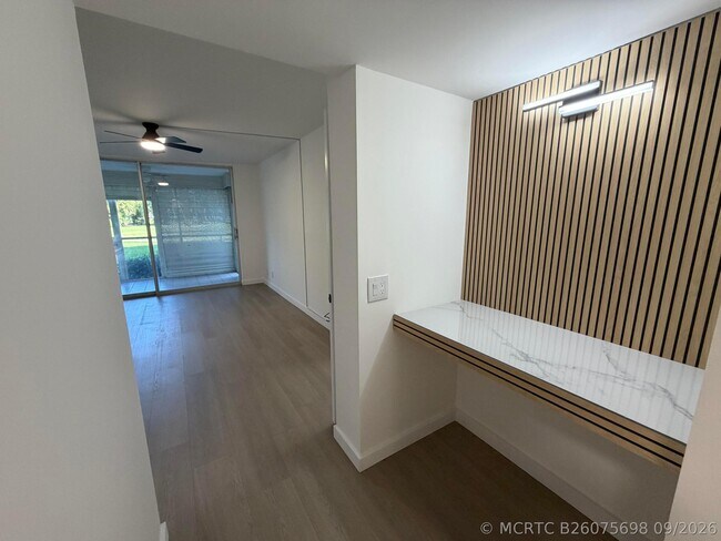 Building Photo - 2661 S Course Dr